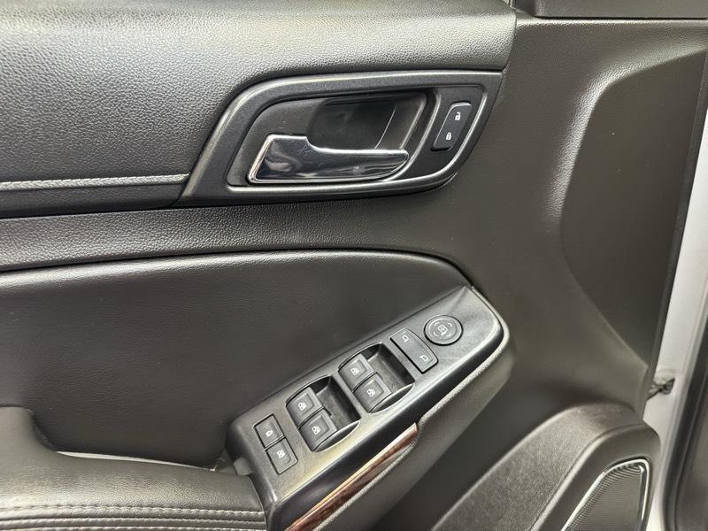 GMC Yukon SLE 2WD 2017