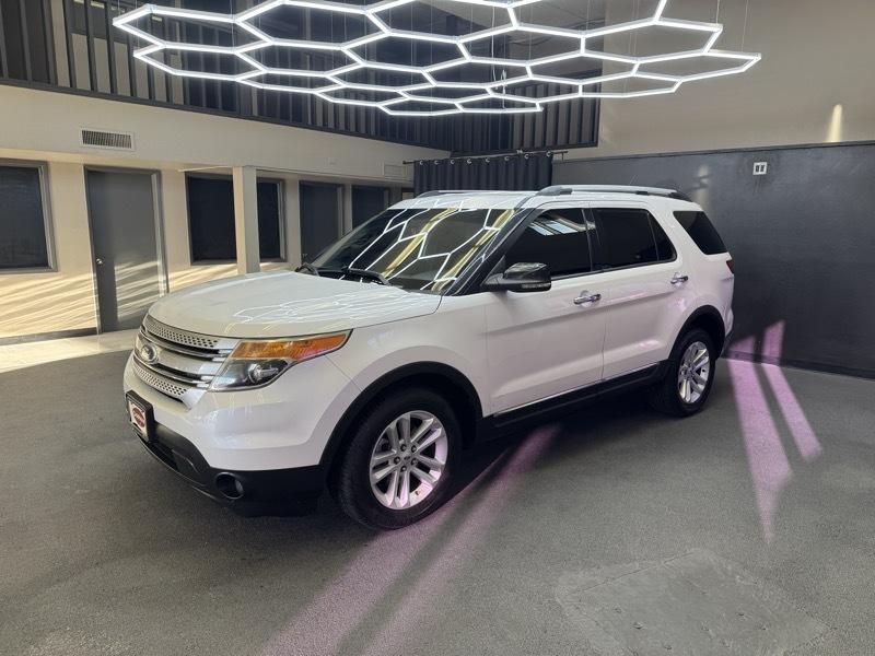 Ford Explorer XLT FWD 2012