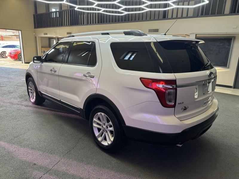 Ford Explorer XLT FWD 2012