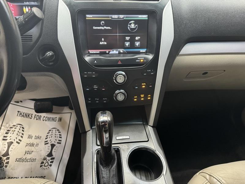 Ford Explorer XLT FWD 2012