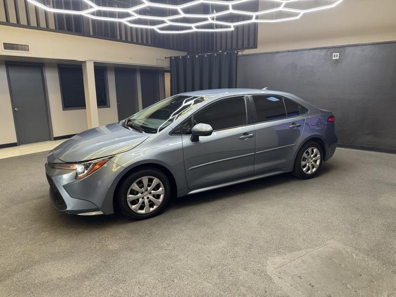 Toyota Corolla LE 2021