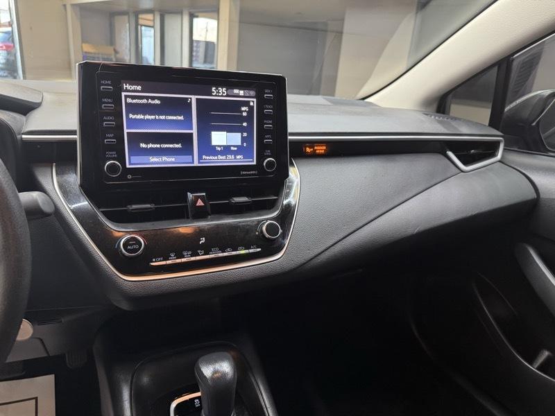 Toyota Corolla LE 2021