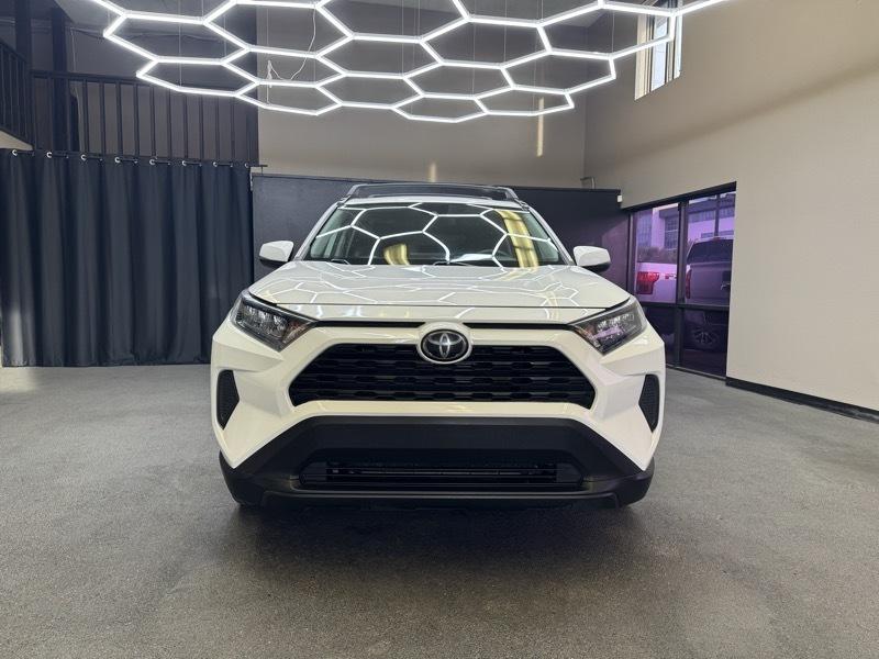 Toyota RAV4 LE 2020