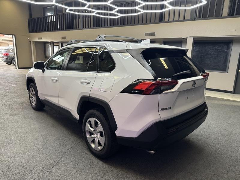 Toyota RAV4 LE 2020