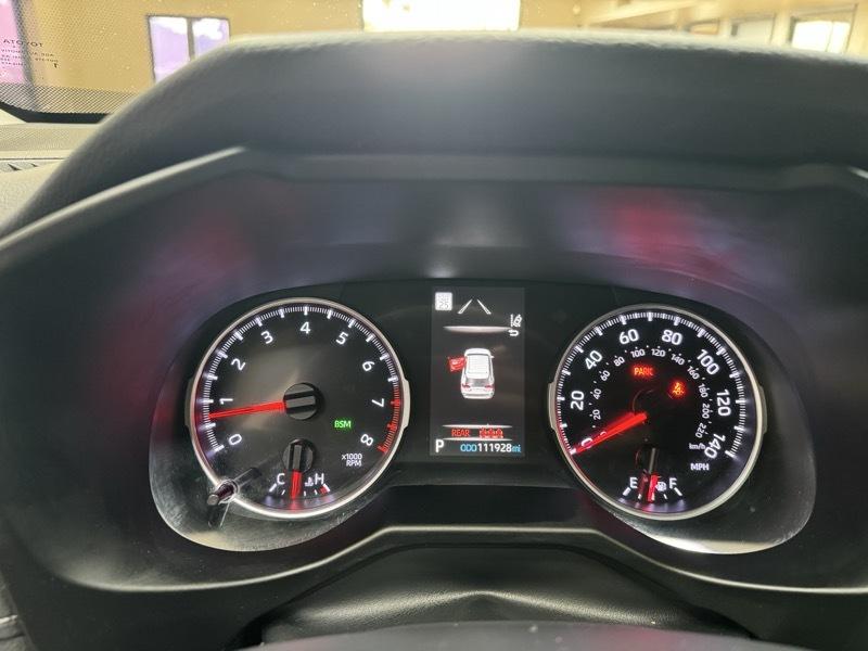 Toyota RAV4 LE 2020