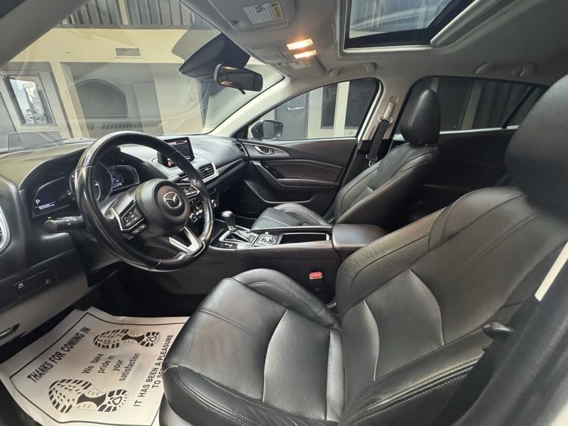 Mazda MAZDA3 s Grand Touring AT 4-Door 2018