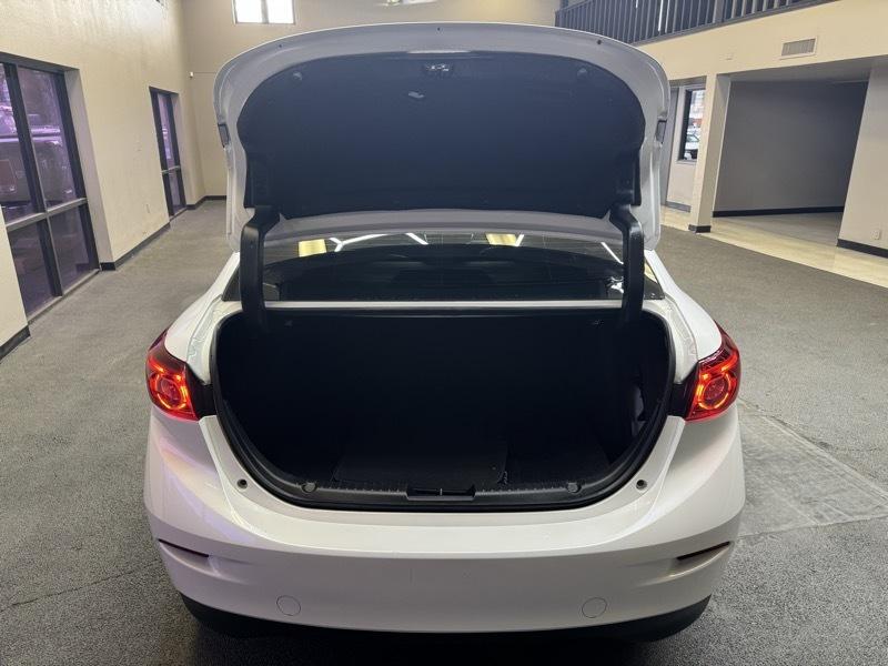 Mazda MAZDA3 s Grand Touring AT 4-Door 2018