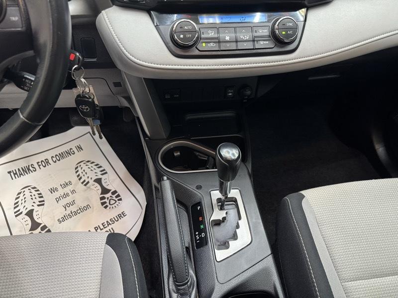 Toyota RAV4 XLE FWD 2016