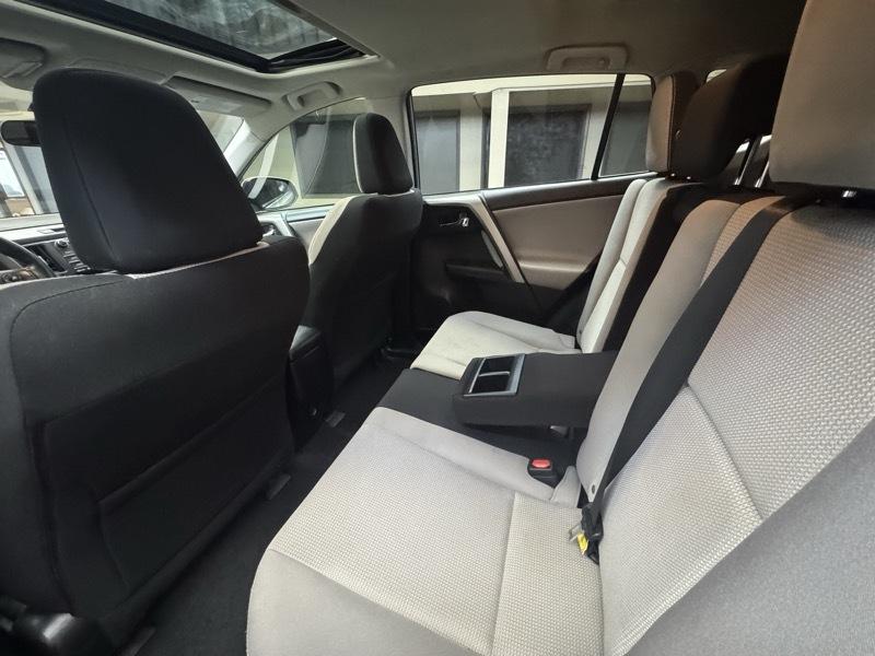 Toyota RAV4 XLE FWD 2016