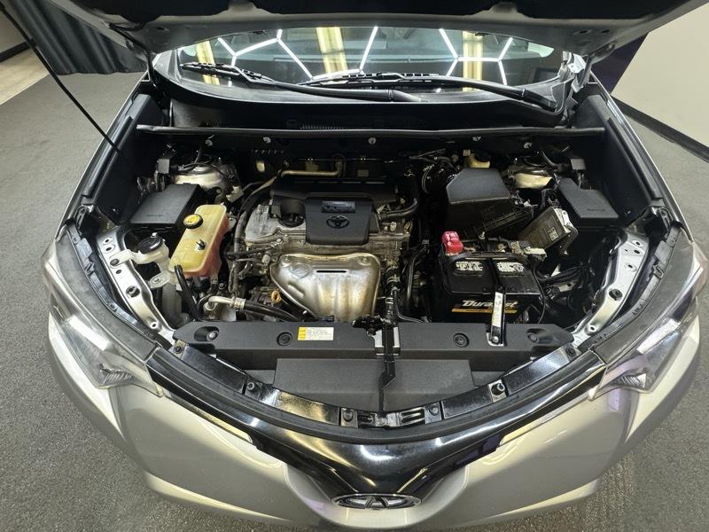 Toyota RAV4 XLE FWD 2016