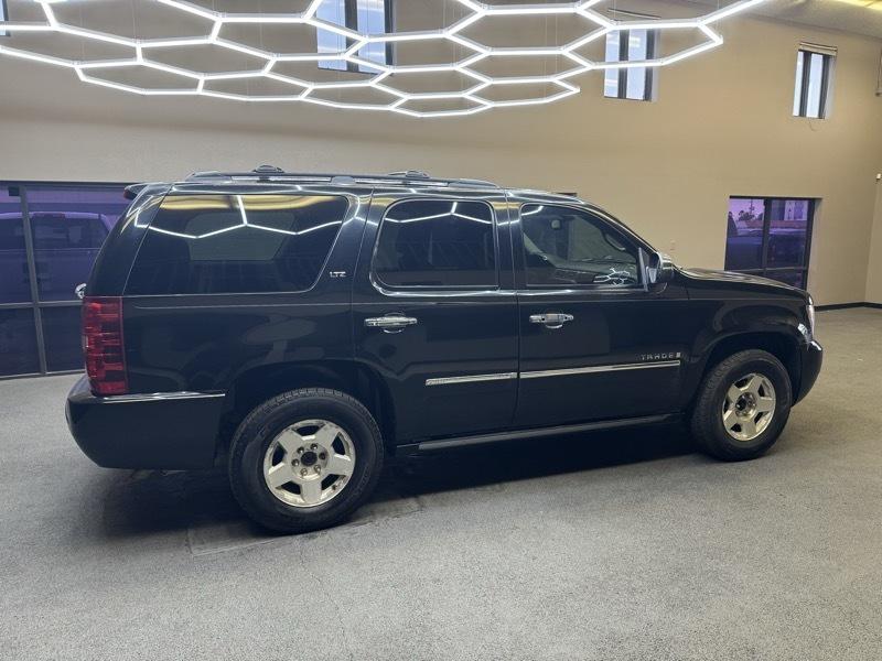 Chevrolet Tahoe LTZ 4WD 2009