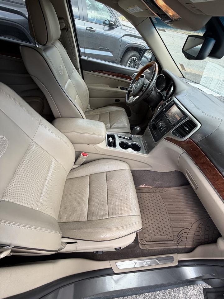 2013 Jeep Grand Cherokee Overland - Photo 11