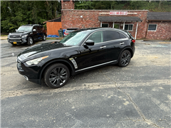 2016 Infiniti QX70  2016 Infiniti QX70