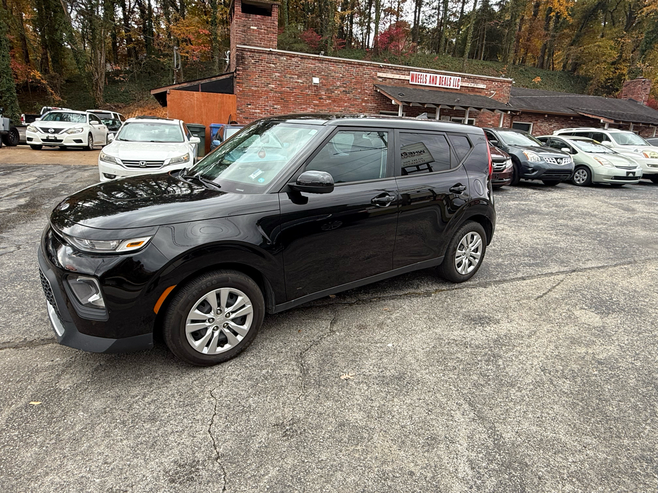 2021 Kia Soul LX's photo