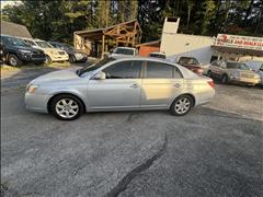 2005 Toyota Avalon 