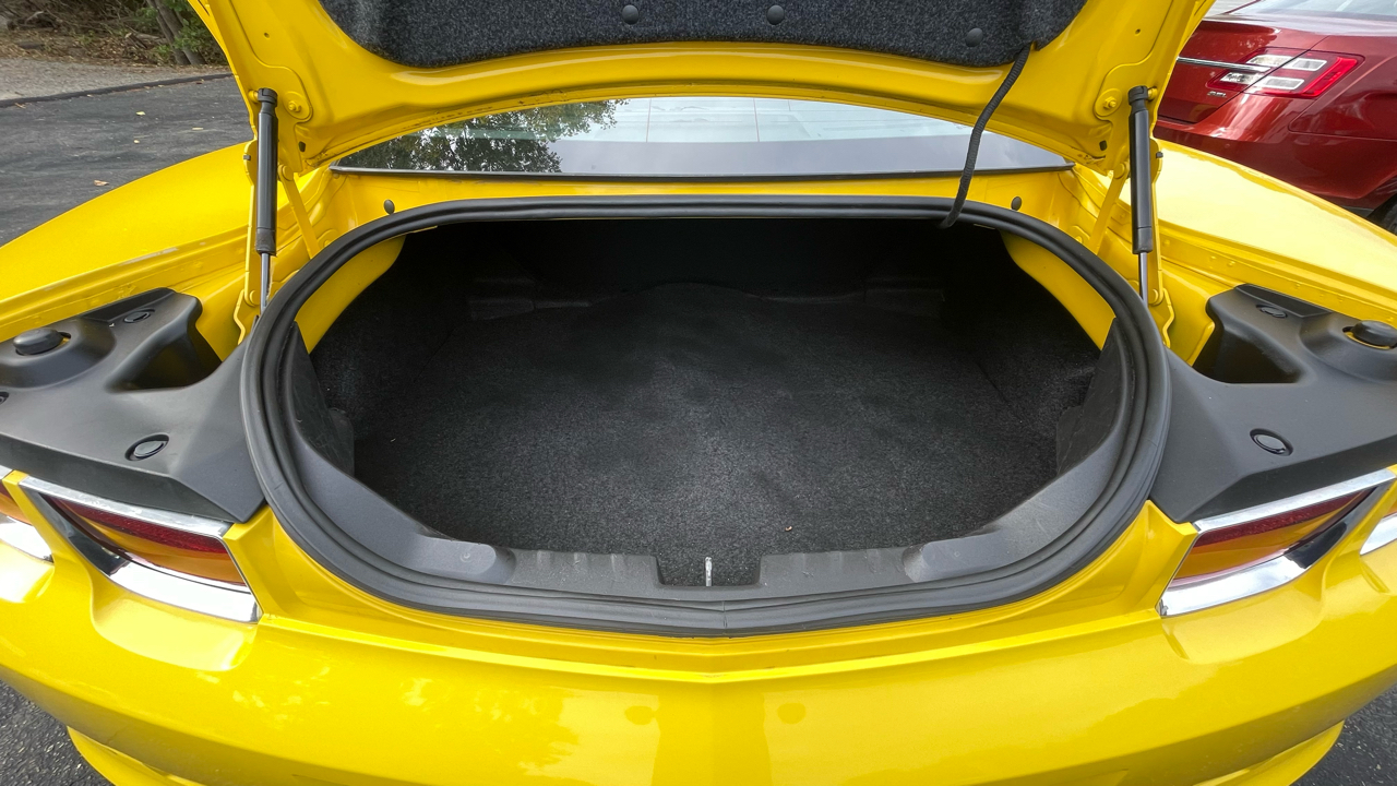 Chevrolet Camaro LT1 Coupe 2011 Chevrolet Camaro LT1 Coupe 2011