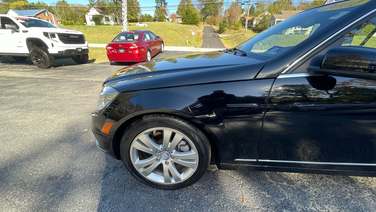 Mercedes-Benz C-Class C300 4MATIC Sport Sedan 2011 Mercedes-Benz C-Class C300 4MATIC Sport Sedan 2011