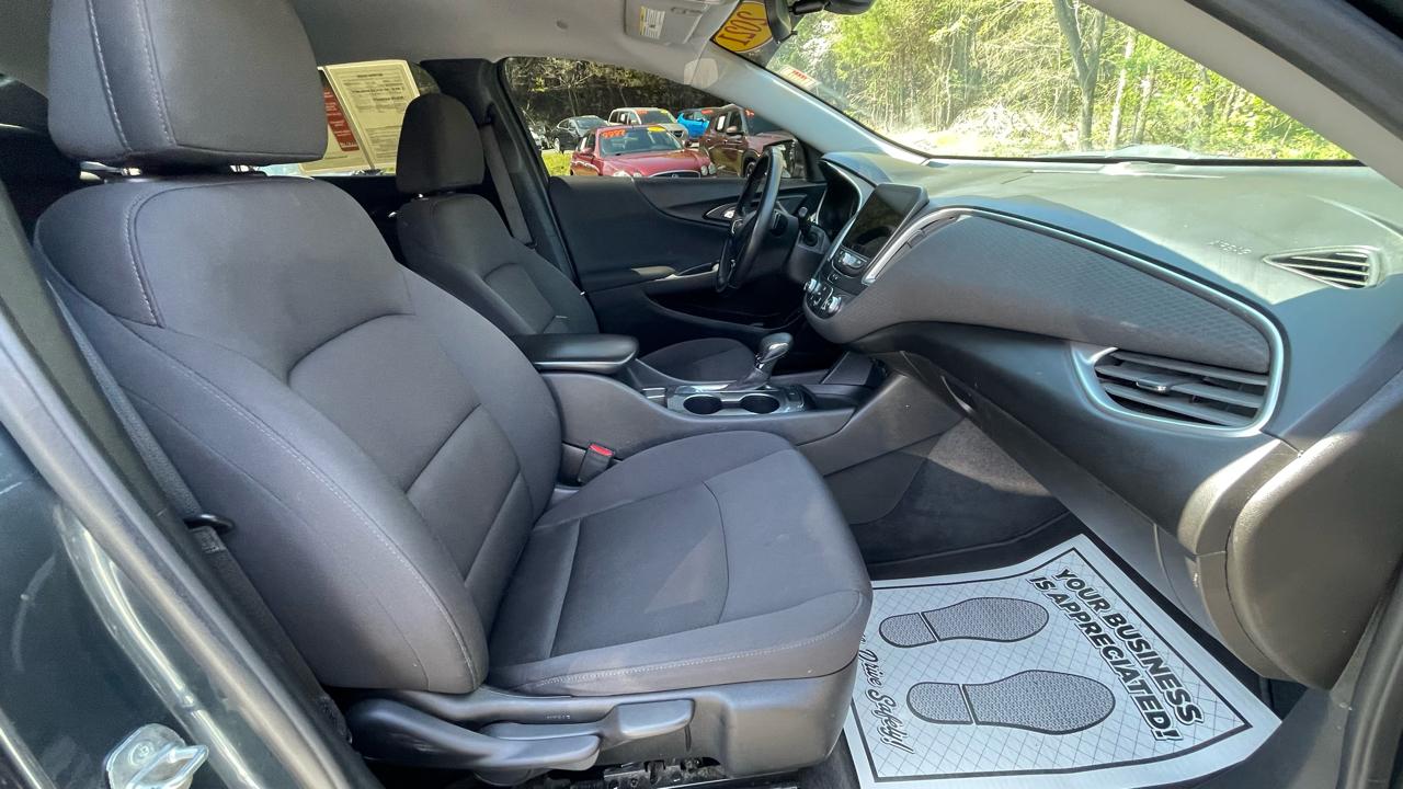 Chevrolet Malibu RS 2021