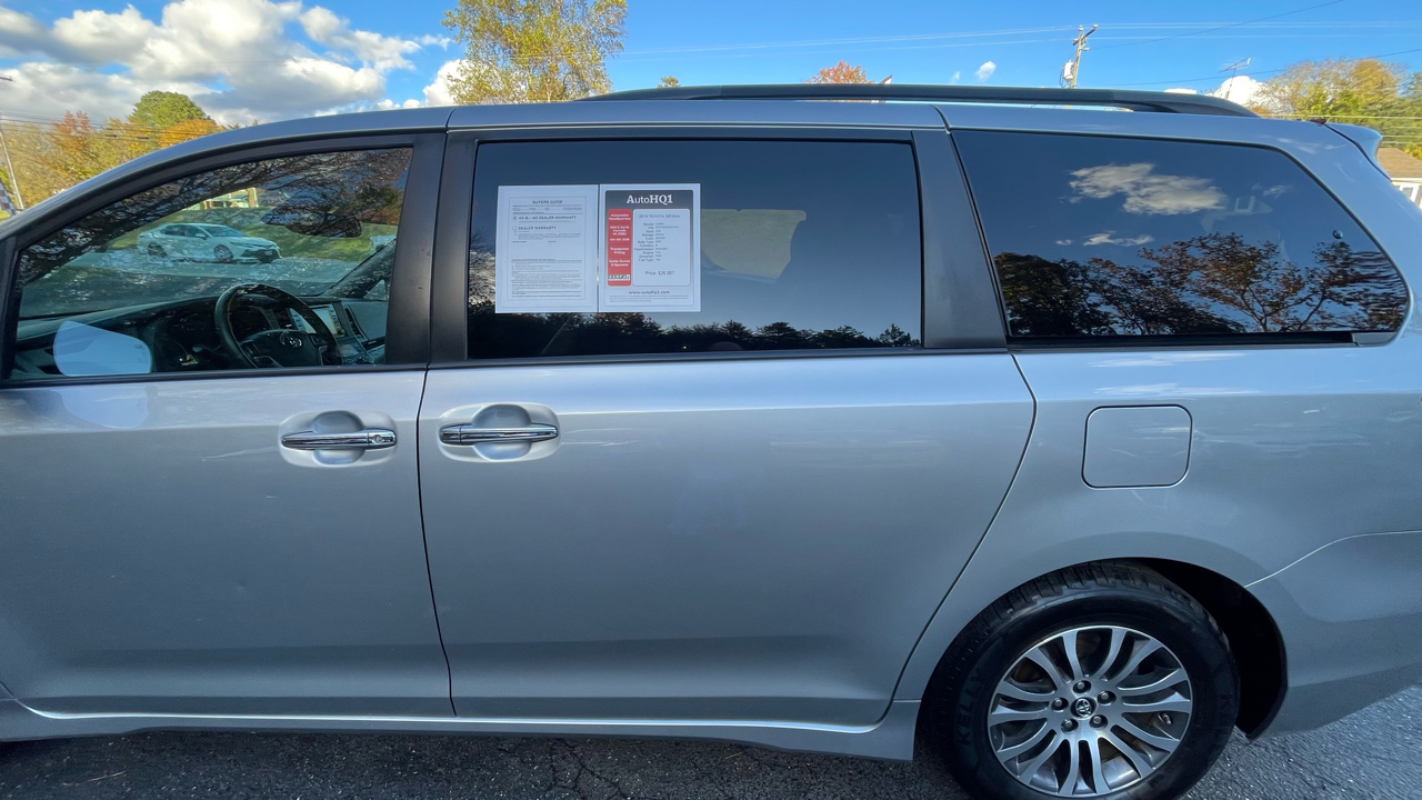 Toyota Sienna Limited Premium 7-Passenger 2019 Toyota Sienna Limited Premium 7-Passenger 2019