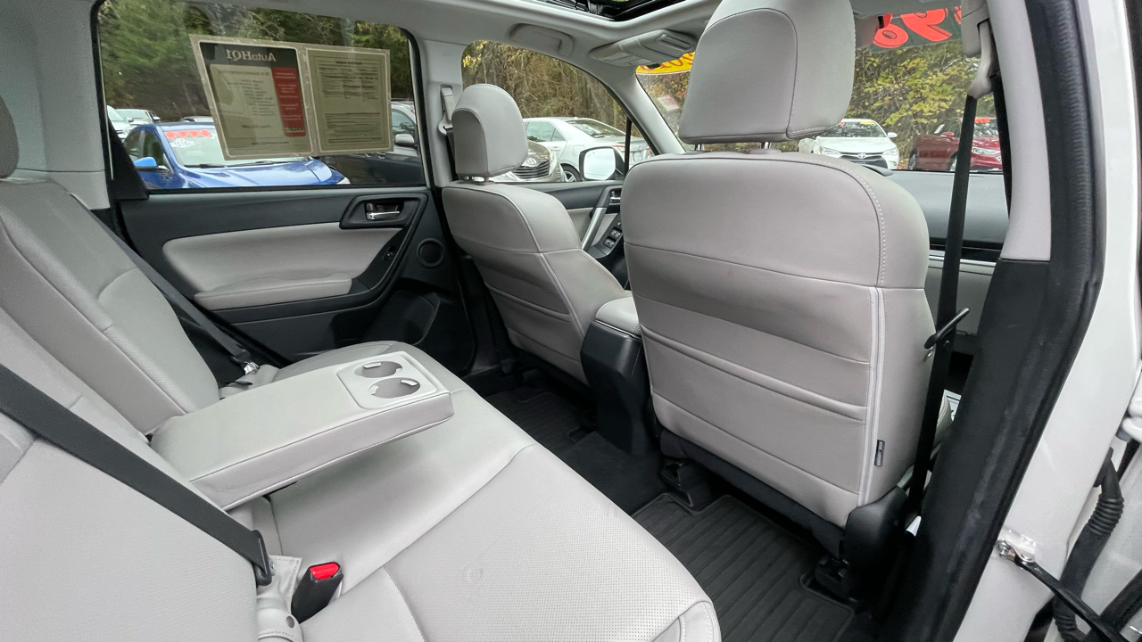 Subaru Forester 2.5i Touring 2018 Subaru Forester 2.5i Touring 2018