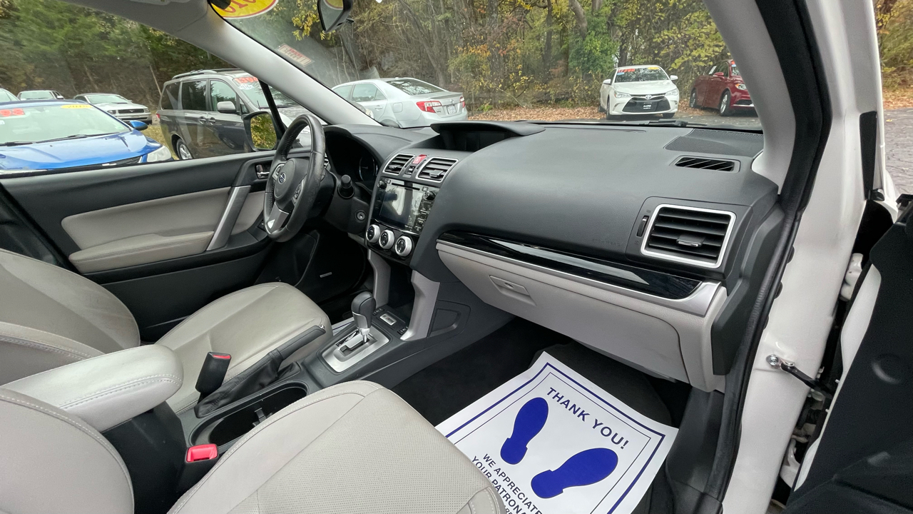 Subaru Forester 2.5i Touring 2018 Subaru Forester 2.5i Touring 2018