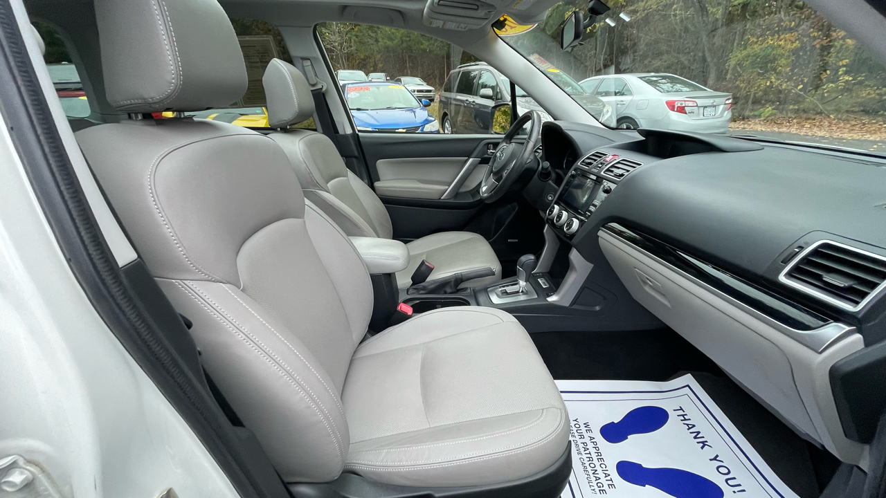 Subaru Forester 2.5i Touring 2018 Subaru Forester 2.5i Touring 2018