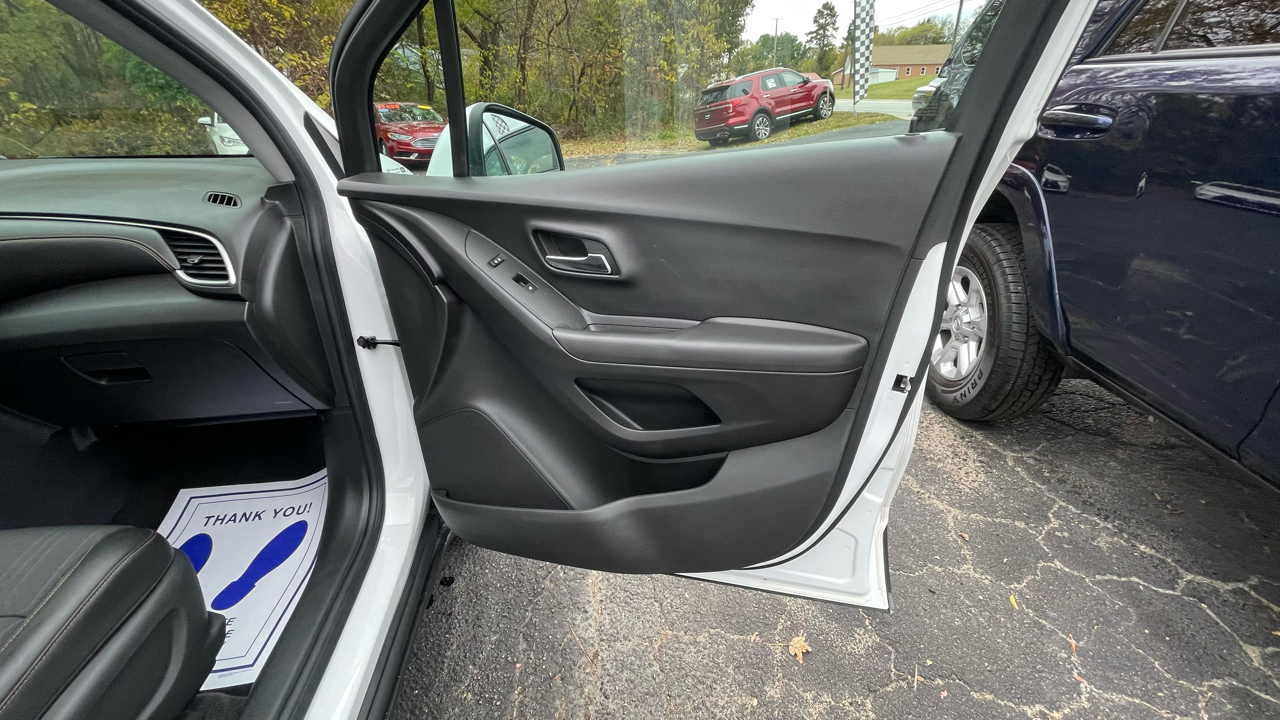 Chevrolet Trax LT FWD 2017 Chevrolet Trax LT FWD 2017