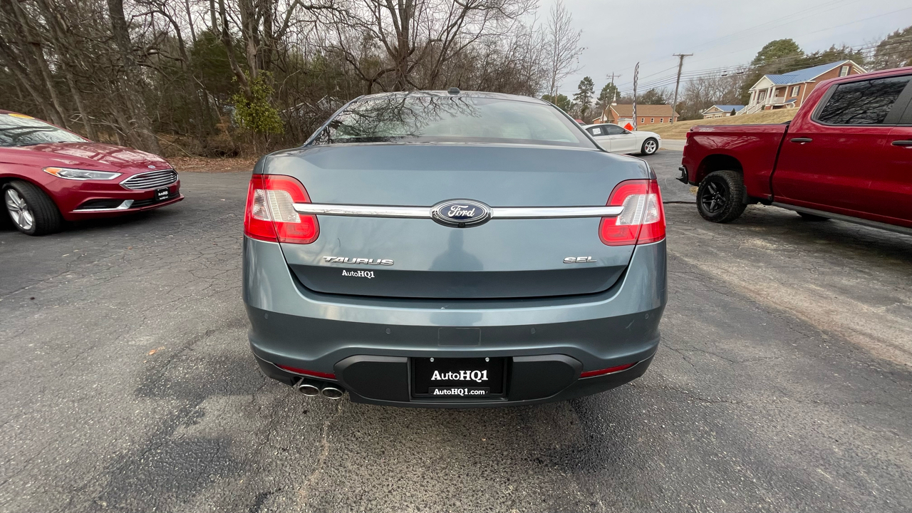 Ford Taurus SEL FWD 2010