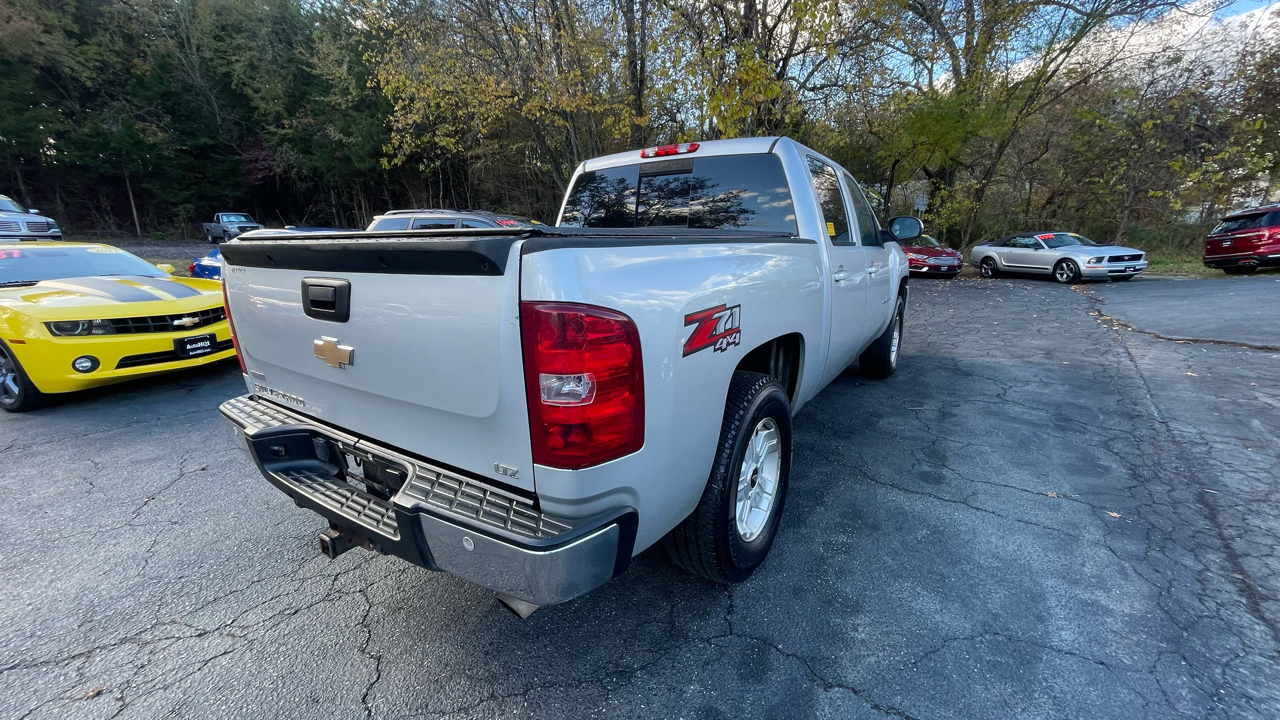 Chevrolet Silverado 1500 LTZ Crew Cab 4WD 2010 Chevrolet Silverado 1500 LTZ Crew Cab 4WD 2010