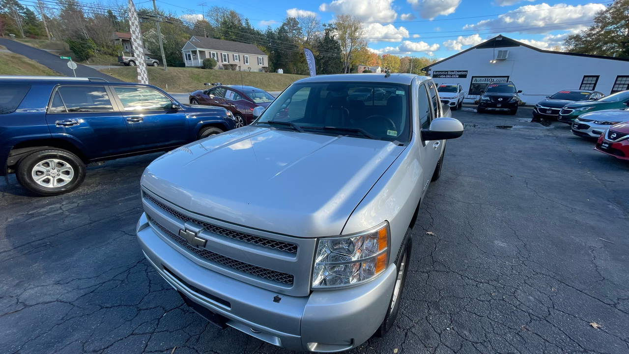 Chevrolet Silverado 1500 LTZ Crew Cab 4WD 2010 Chevrolet Silverado 1500 LTZ Crew Cab 4WD 2010