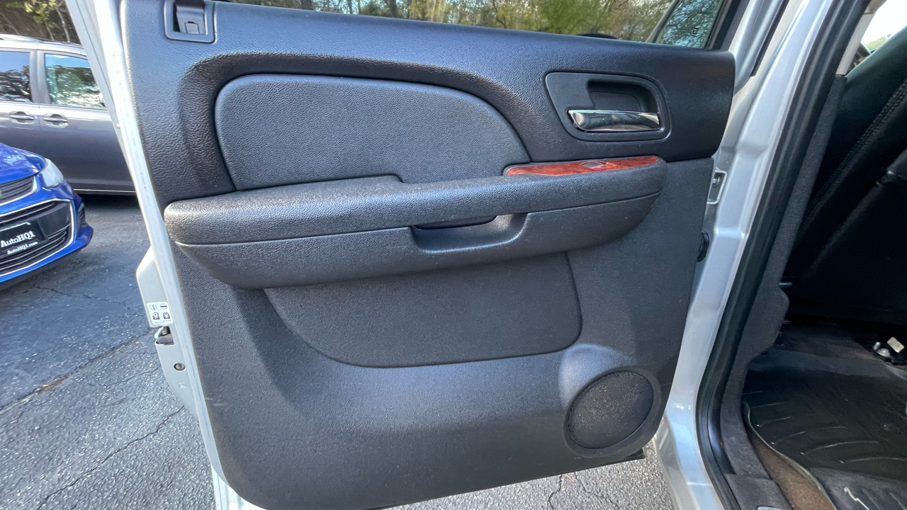 Chevrolet Silverado 1500 LTZ Crew Cab 4WD 2010 Chevrolet Silverado 1500 LTZ Crew Cab 4WD 2010