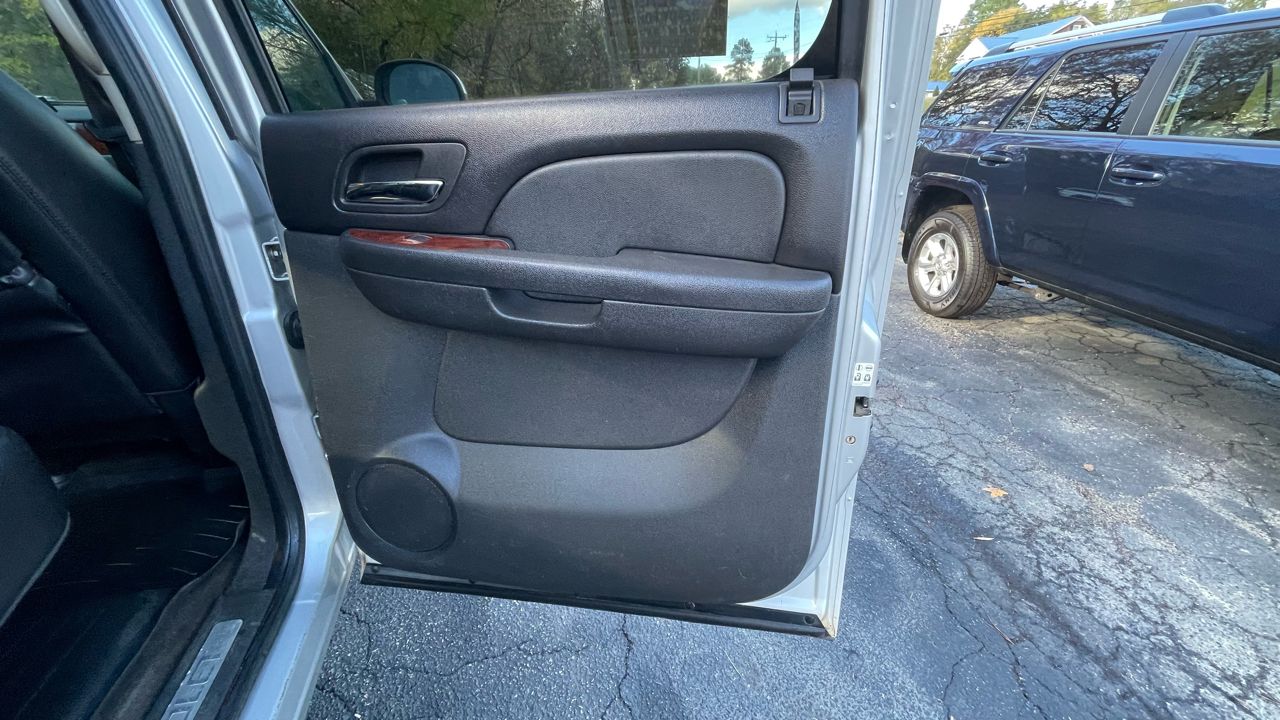 Chevrolet Silverado 1500 LTZ Crew Cab 4WD 2010 Chevrolet Silverado 1500 LTZ Crew Cab 4WD 2010