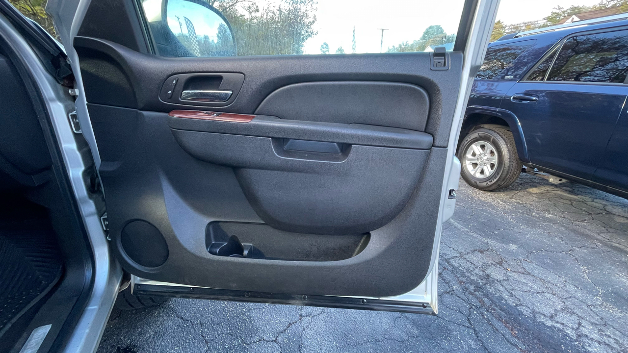 Chevrolet Silverado 1500 LTZ Crew Cab 4WD 2010 Chevrolet Silverado 1500 LTZ Crew Cab 4WD 2010