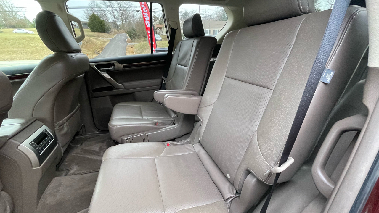 Lexus GX 460 Base 2017