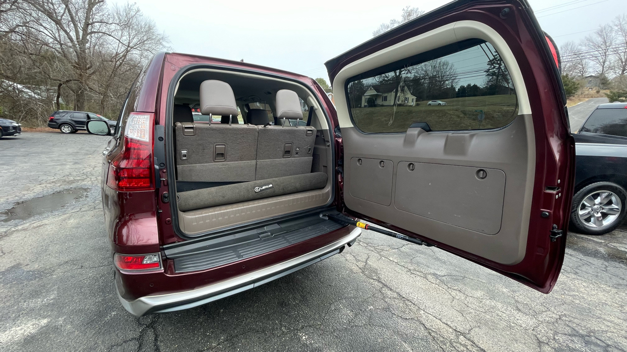 Lexus GX 460 Base 2017