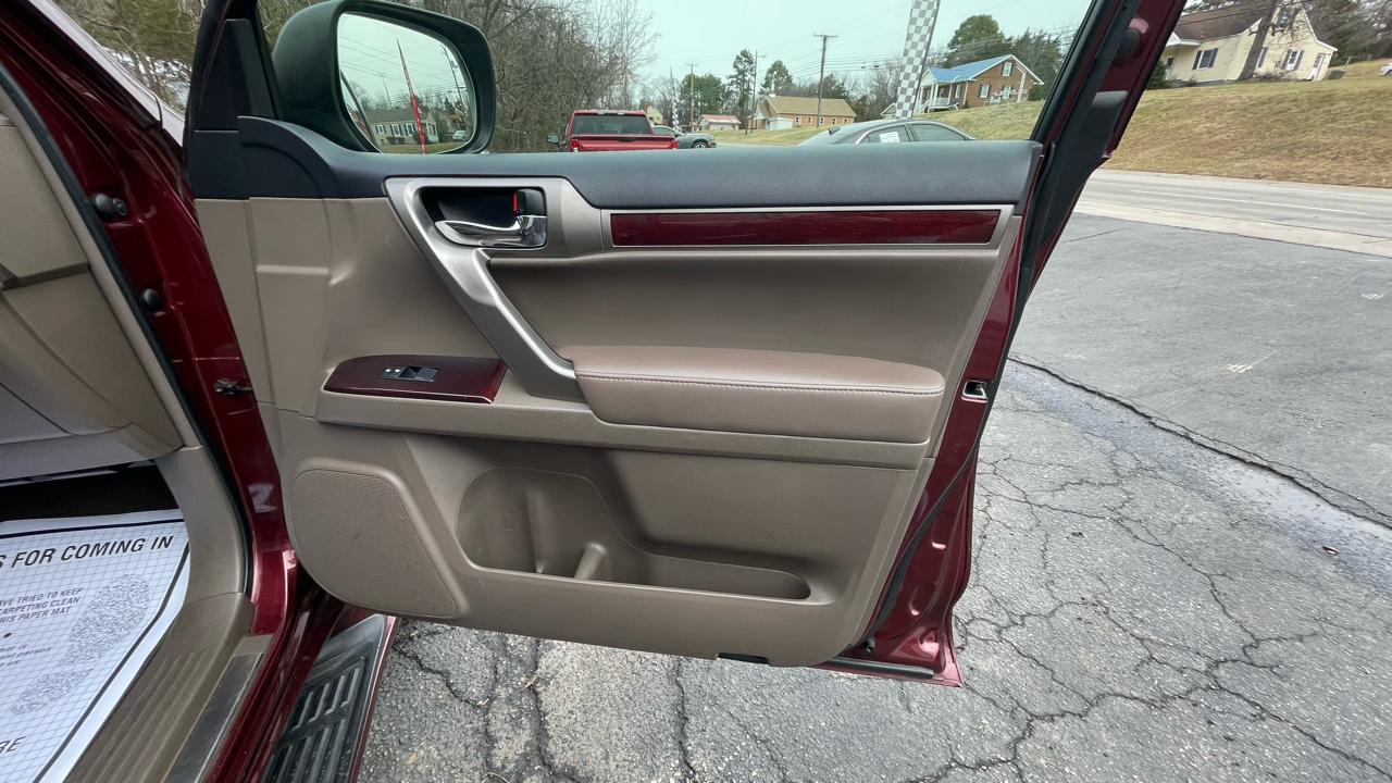 Lexus GX 460 Base 2017