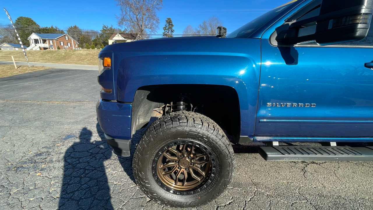 Chevrolet Silverado 1500 LT Crew Cab 4WD 2017