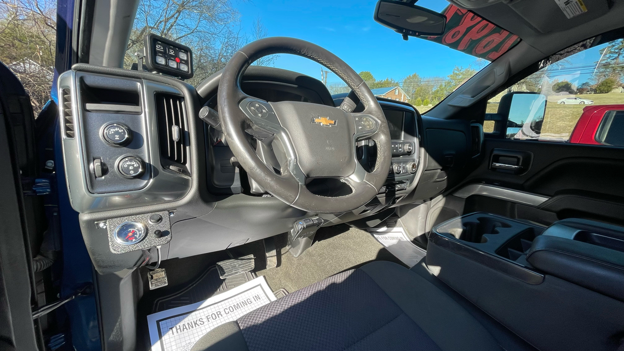 Chevrolet Silverado 1500 LT Crew Cab 4WD 2017