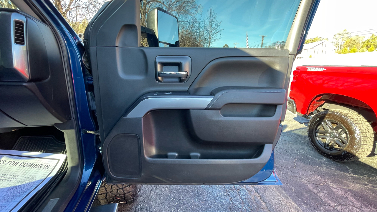 Chevrolet Silverado 1500 LT Crew Cab 4WD 2017