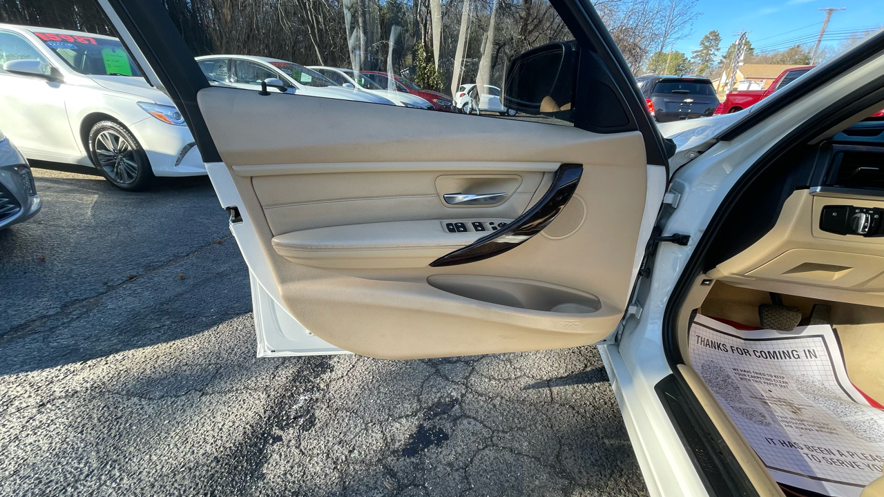 BMW 3-Series 328i xDrive Sedan 2014