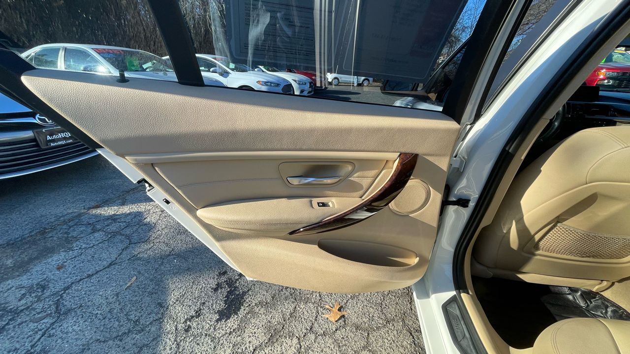 BMW 3-Series 328i xDrive Sedan 2014