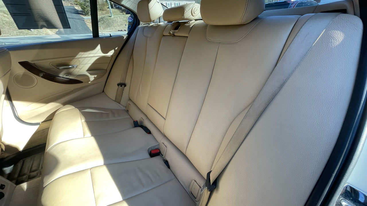 BMW 3-Series 328i xDrive Sedan 2014