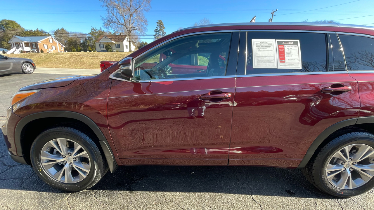 Toyota Highlander XLE AWD V6 2014
