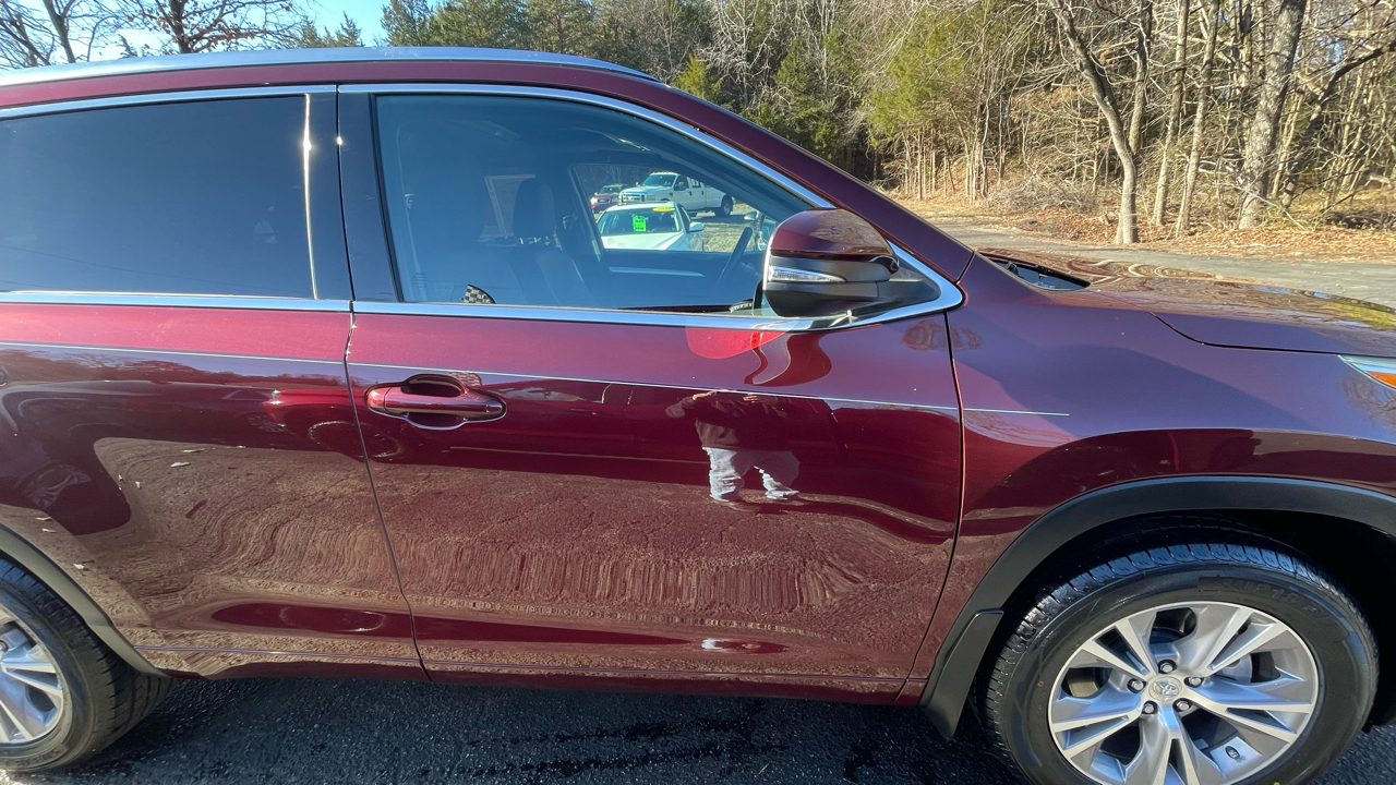 Toyota Highlander XLE AWD V6 2014