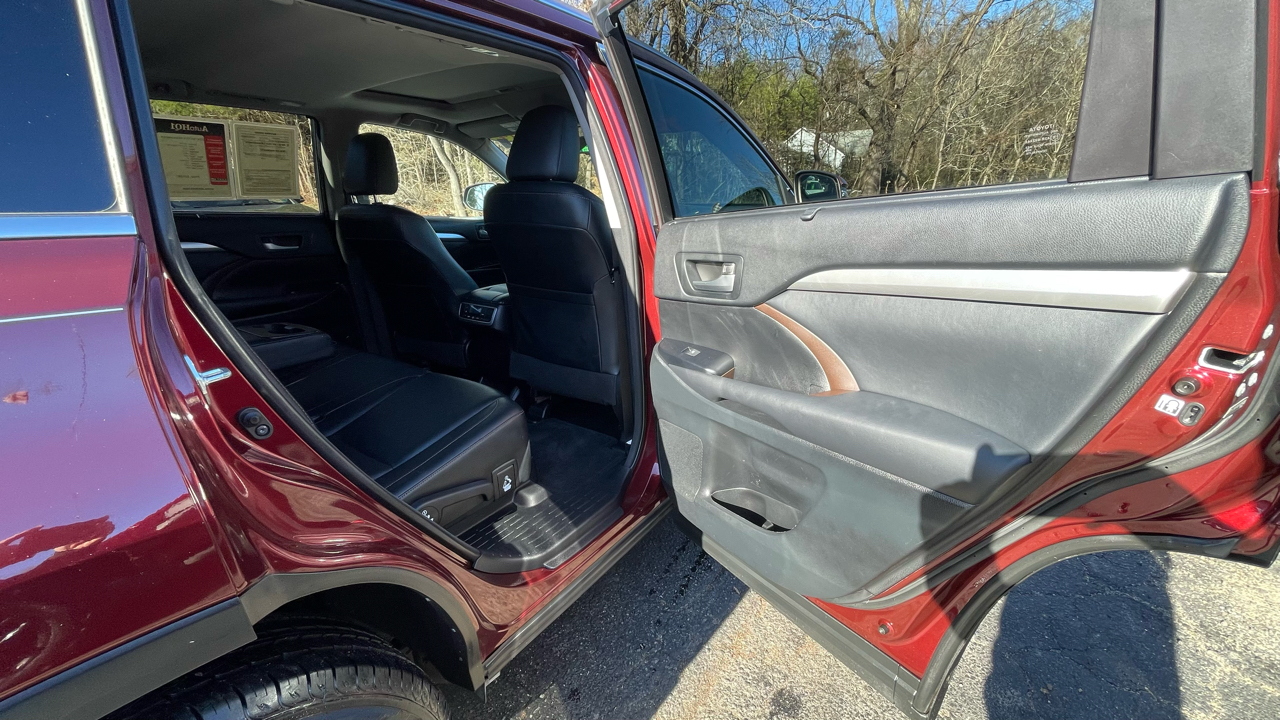 Toyota Highlander XLE AWD V6 2014