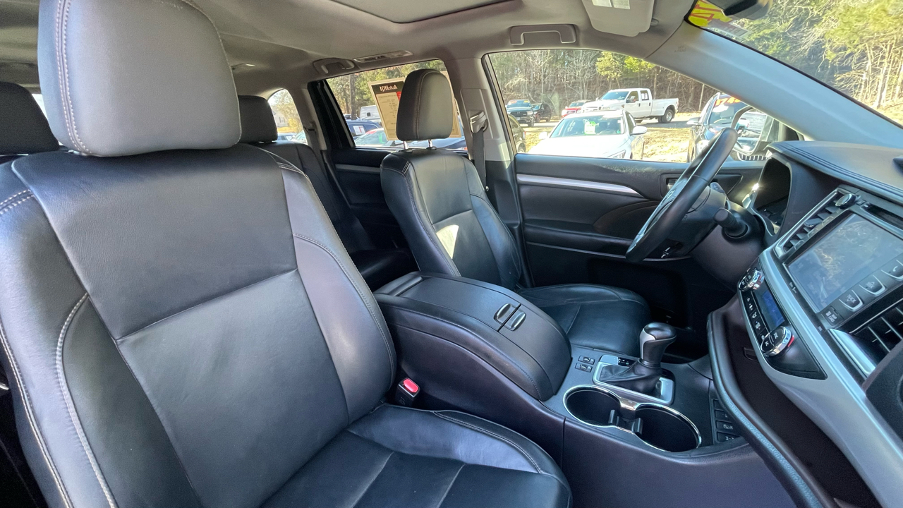 Toyota Highlander XLE AWD V6 2014