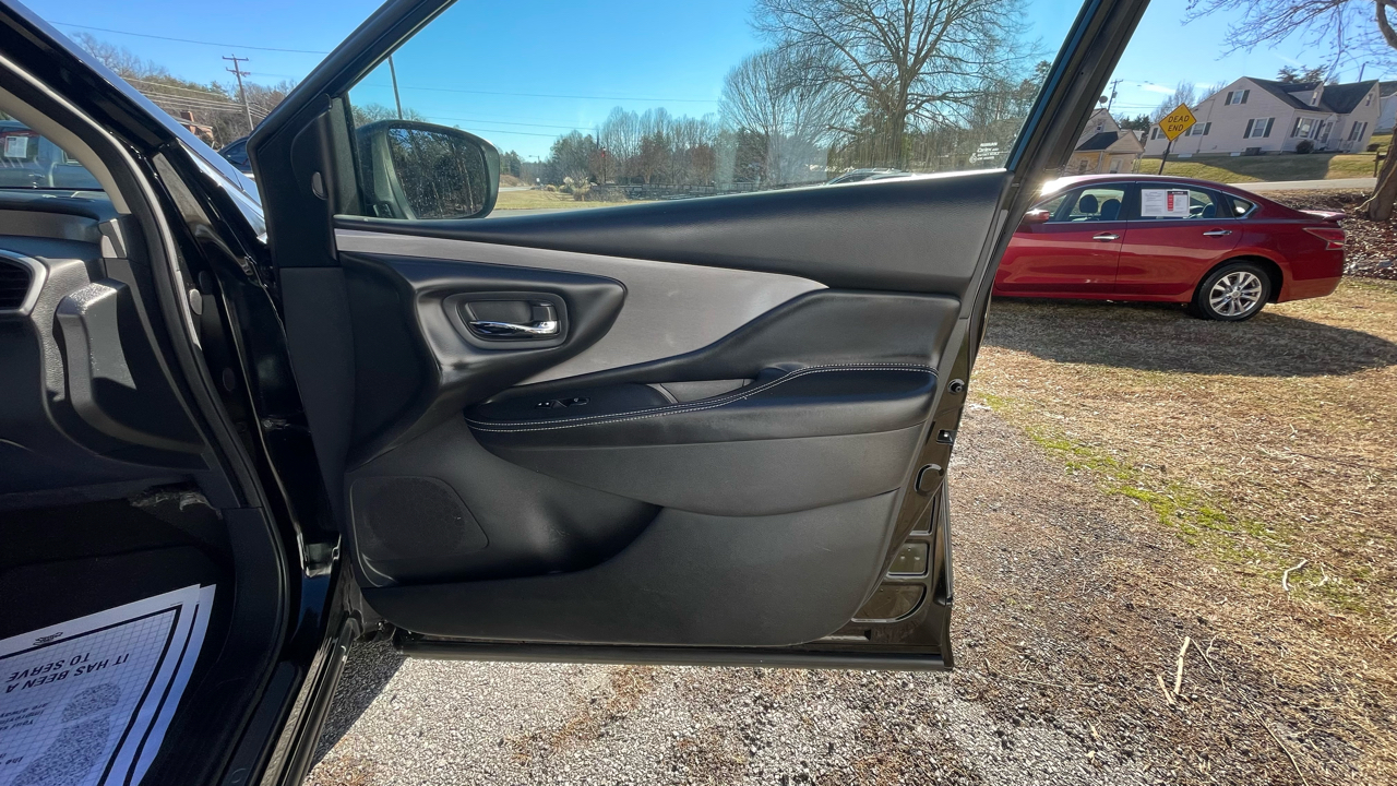 Nissan Murano S AWD 2020