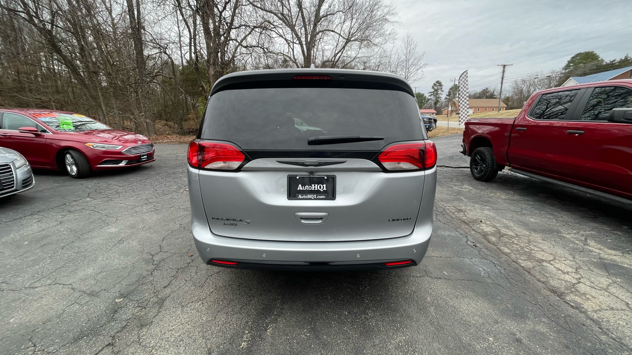 Chrysler Pacifica Limited 2019