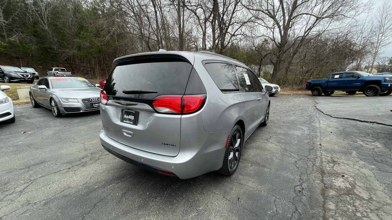Chrysler Pacifica Limited 2019