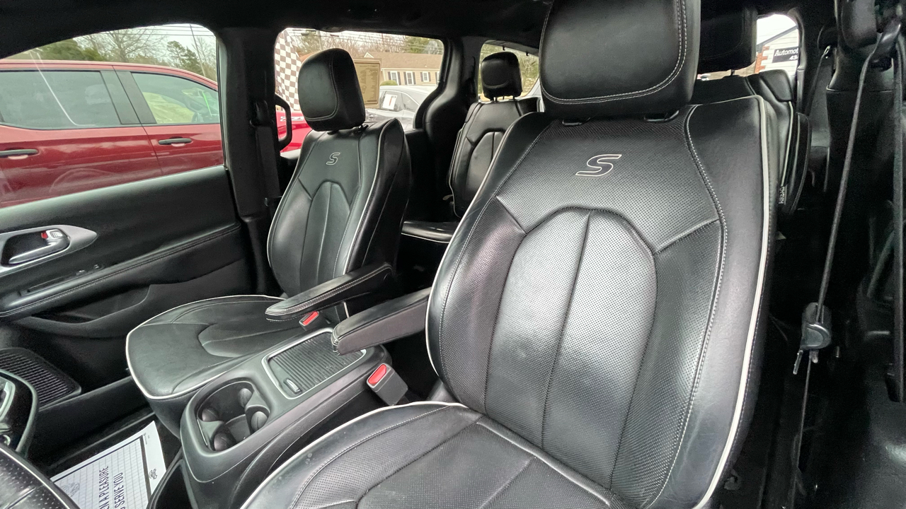 Chrysler Pacifica Limited 2019